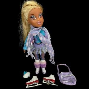 BRATZ ICE CHAMPIONS VINESSA SKATER DOLL 2006 W/ Accessories MGA Incomplete